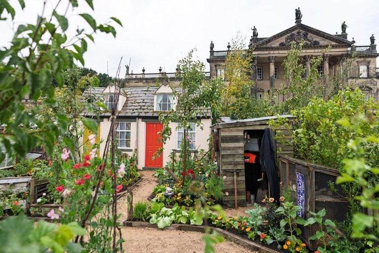 See all the gardens at the show