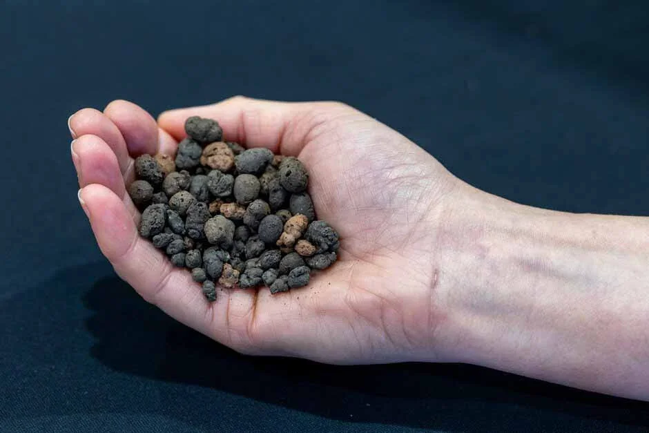 Clay pebbles