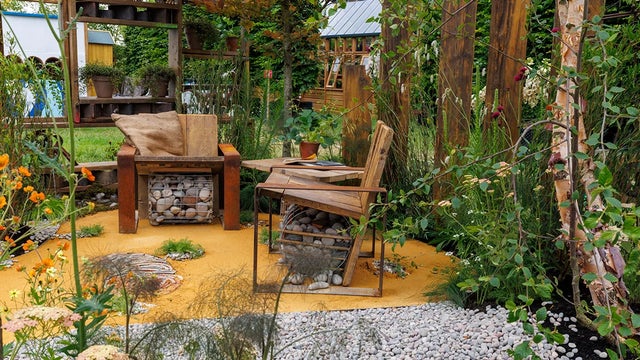 Lancaster’s Garden of Renewal, Nature’s Embrace