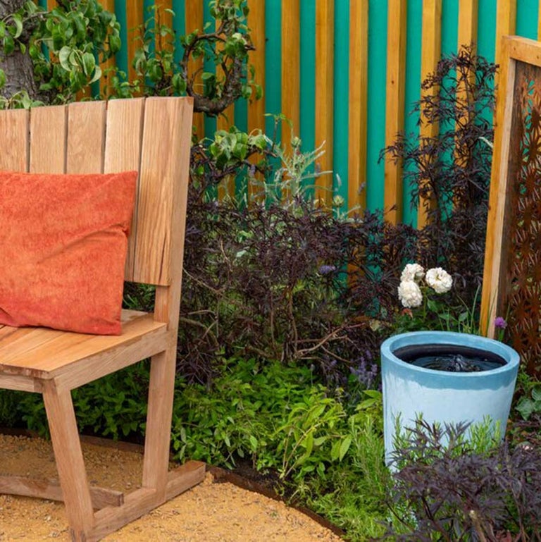 Low maintenance gardening