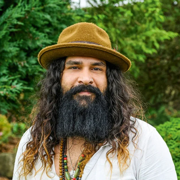 Jonny Balchandani, The Bearded Plantaholic