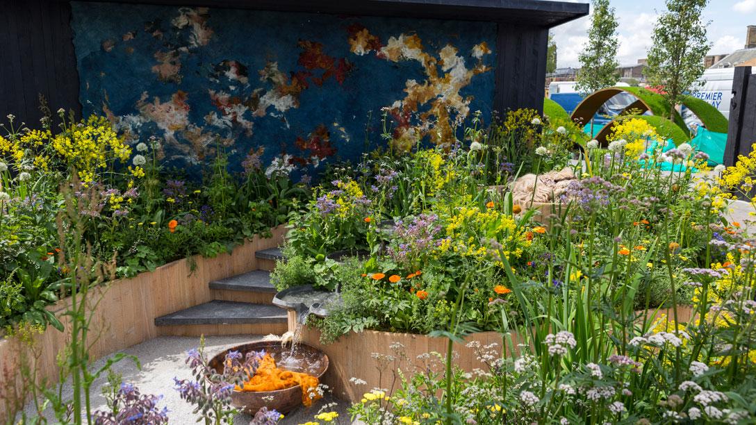 The AkzoNobel Honeysuckle Blue (s) Garden