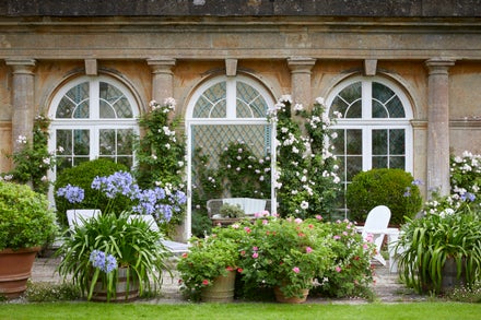 Book an exclusive garden tour and a delicious breakfast